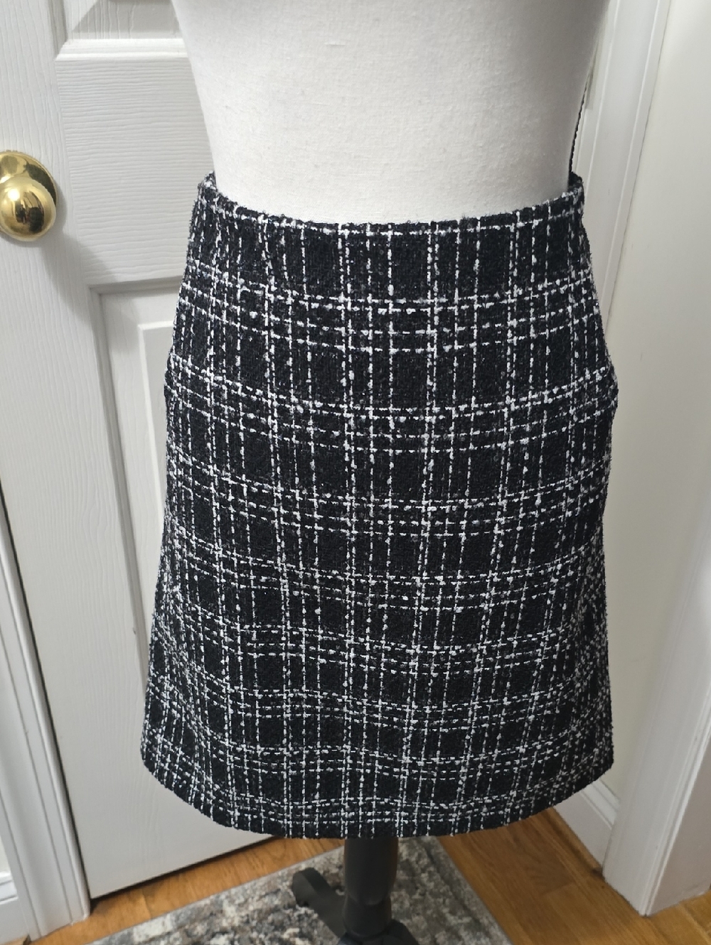 Ashley Graham Brand Women's Plus Black & White Lined Plaid Tweed Skirt Size 30W